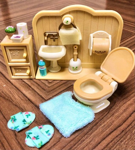 Sylvanian families early - families,