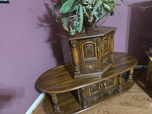 Used table - used,