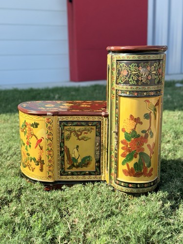 Vintage hand painted - hand,