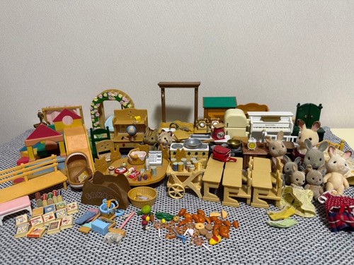 Sylvanian families furniture - families,